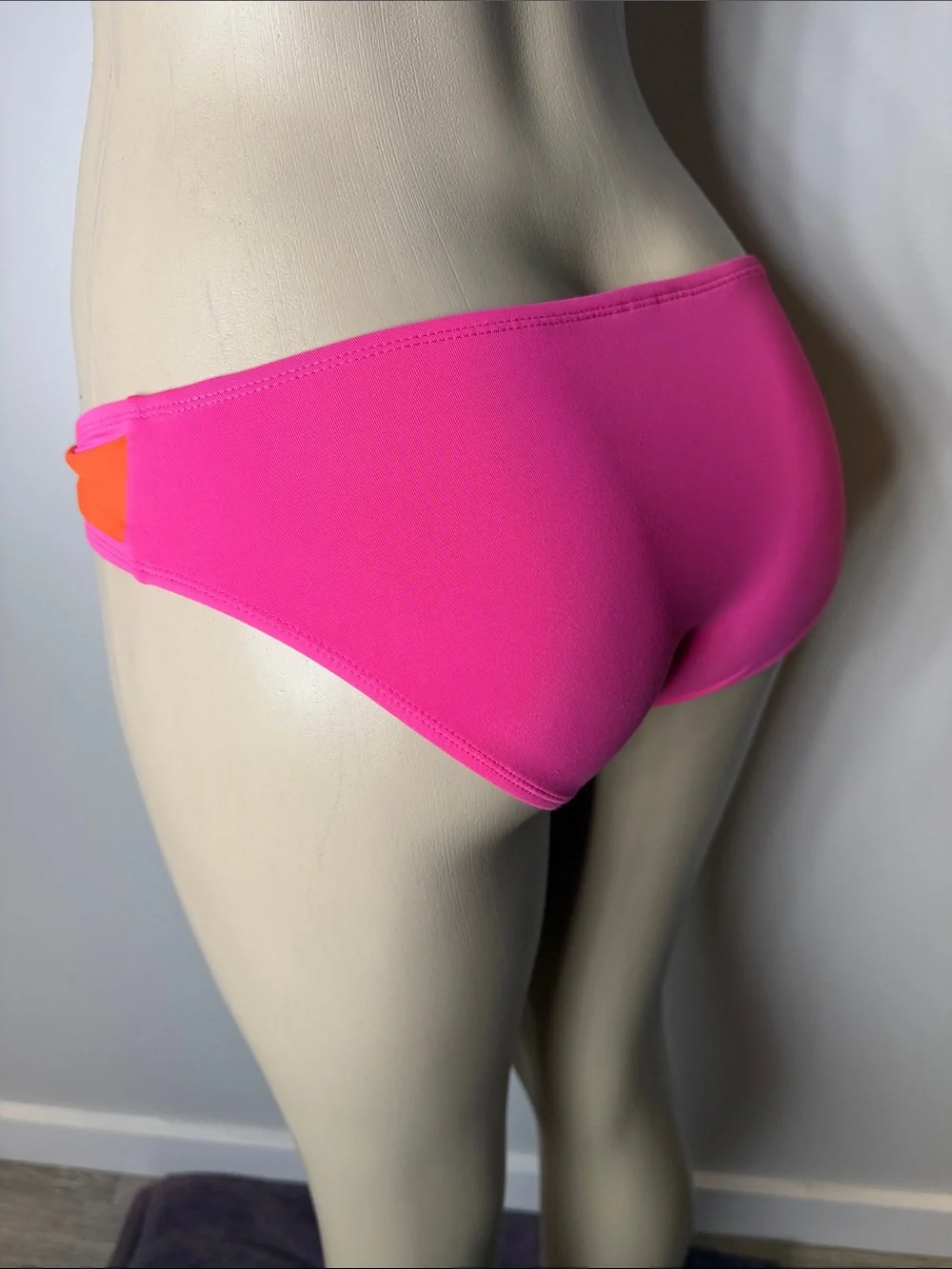 Jantzen vibrant two